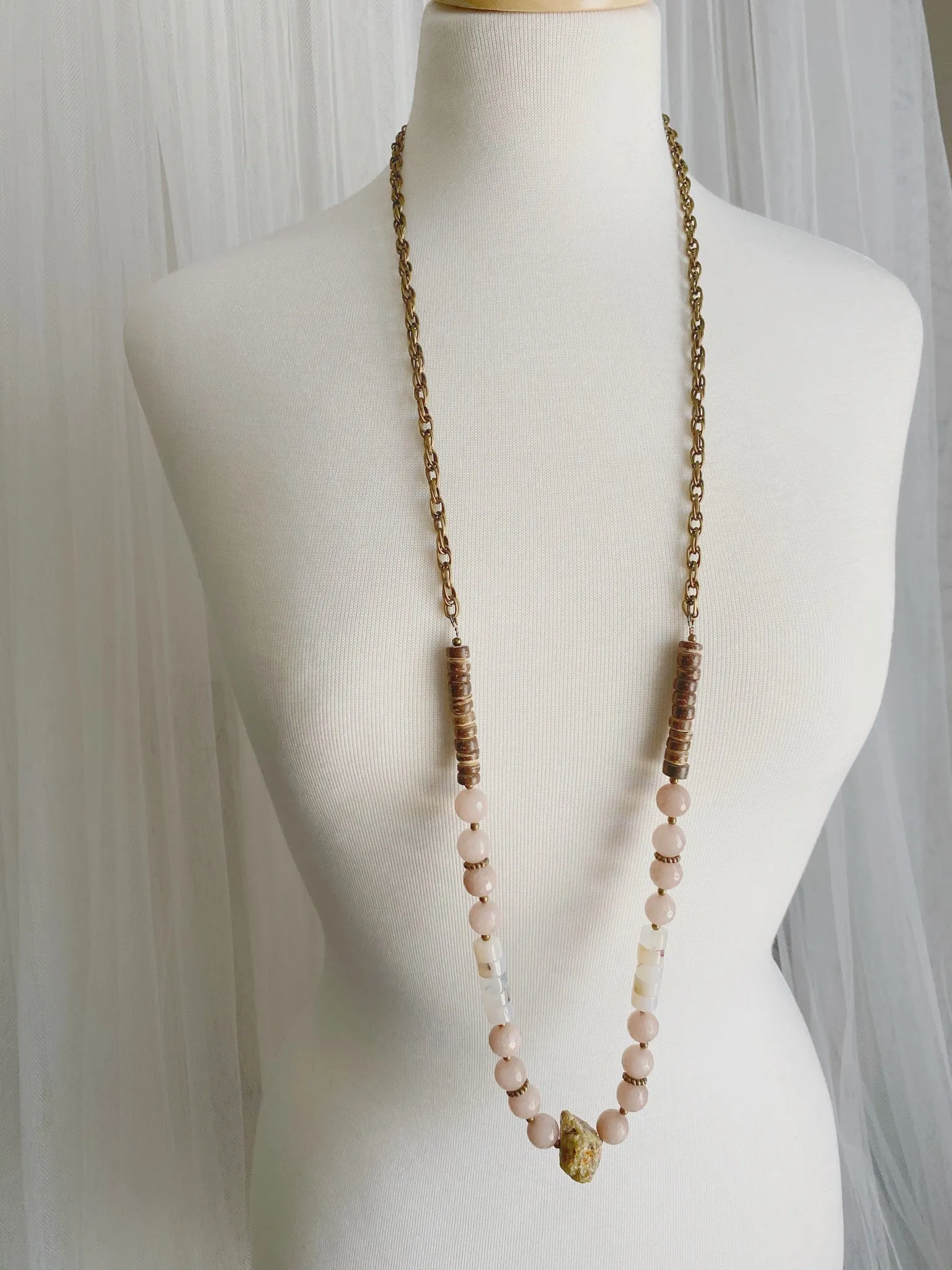 8768JN - Naia Necklace