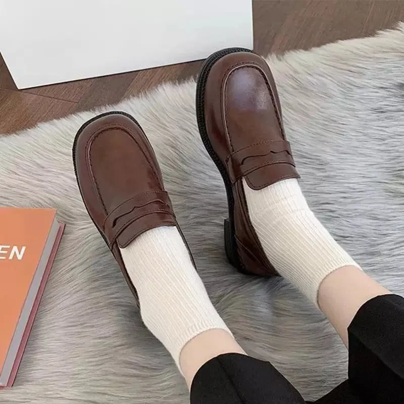 Brown moccasin for women