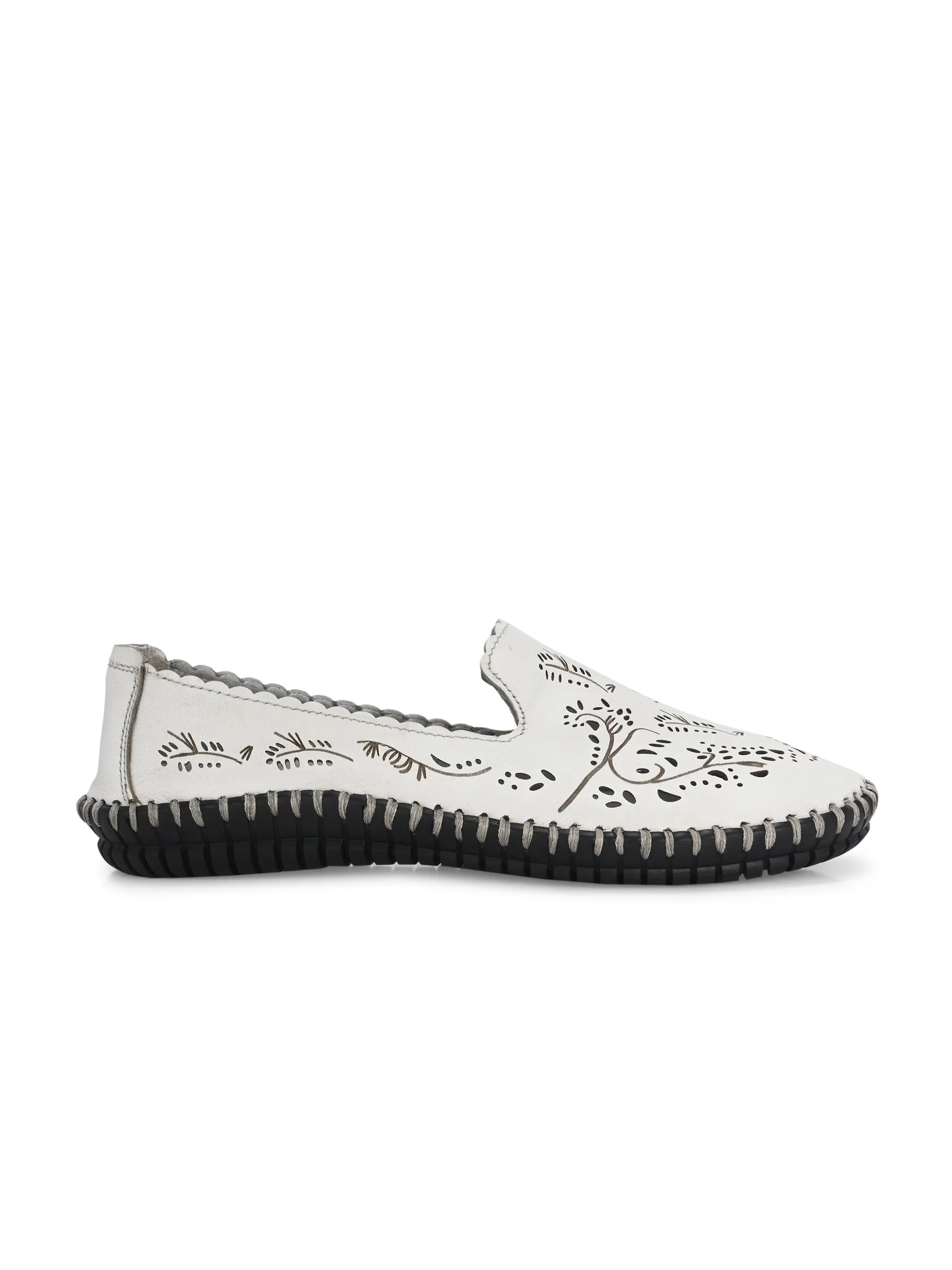CARLO ROMANO BY WASAN GENUINE LEATHER WITH TEXTURE MOCCASIN SHOES FOR WOMEN