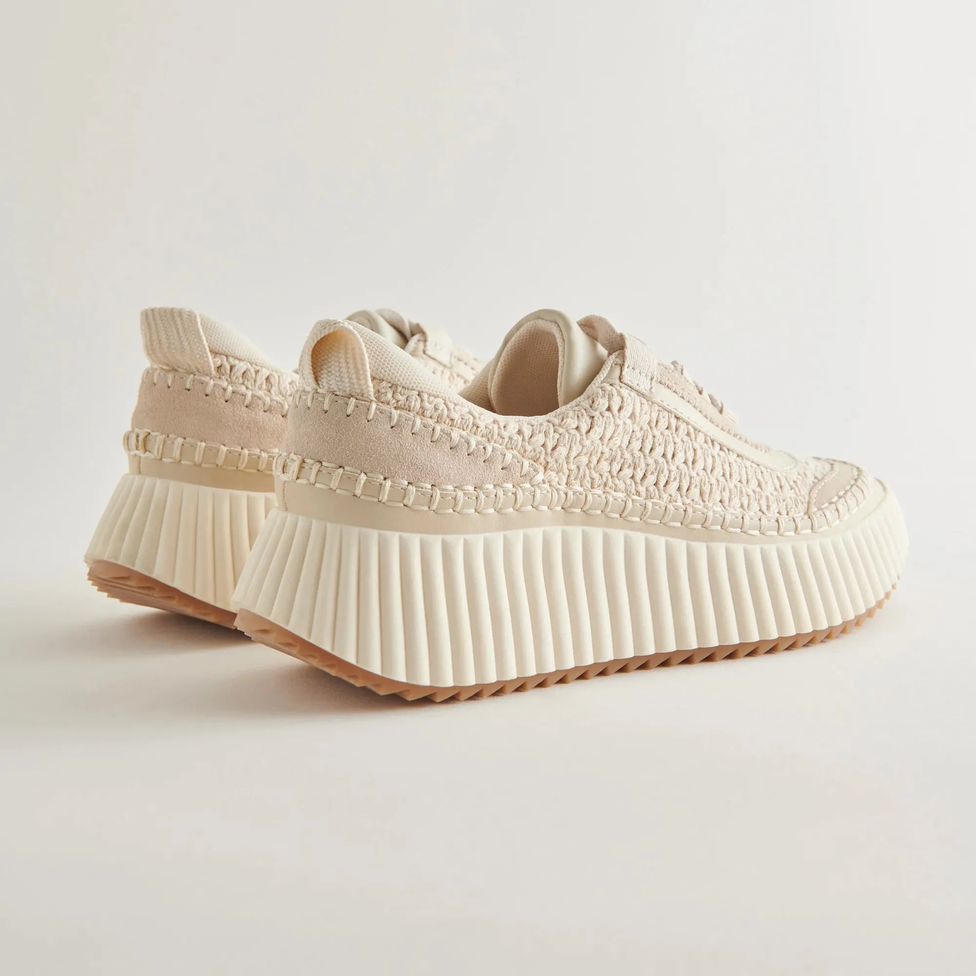 Dolen Sneaker | Dolce Vita