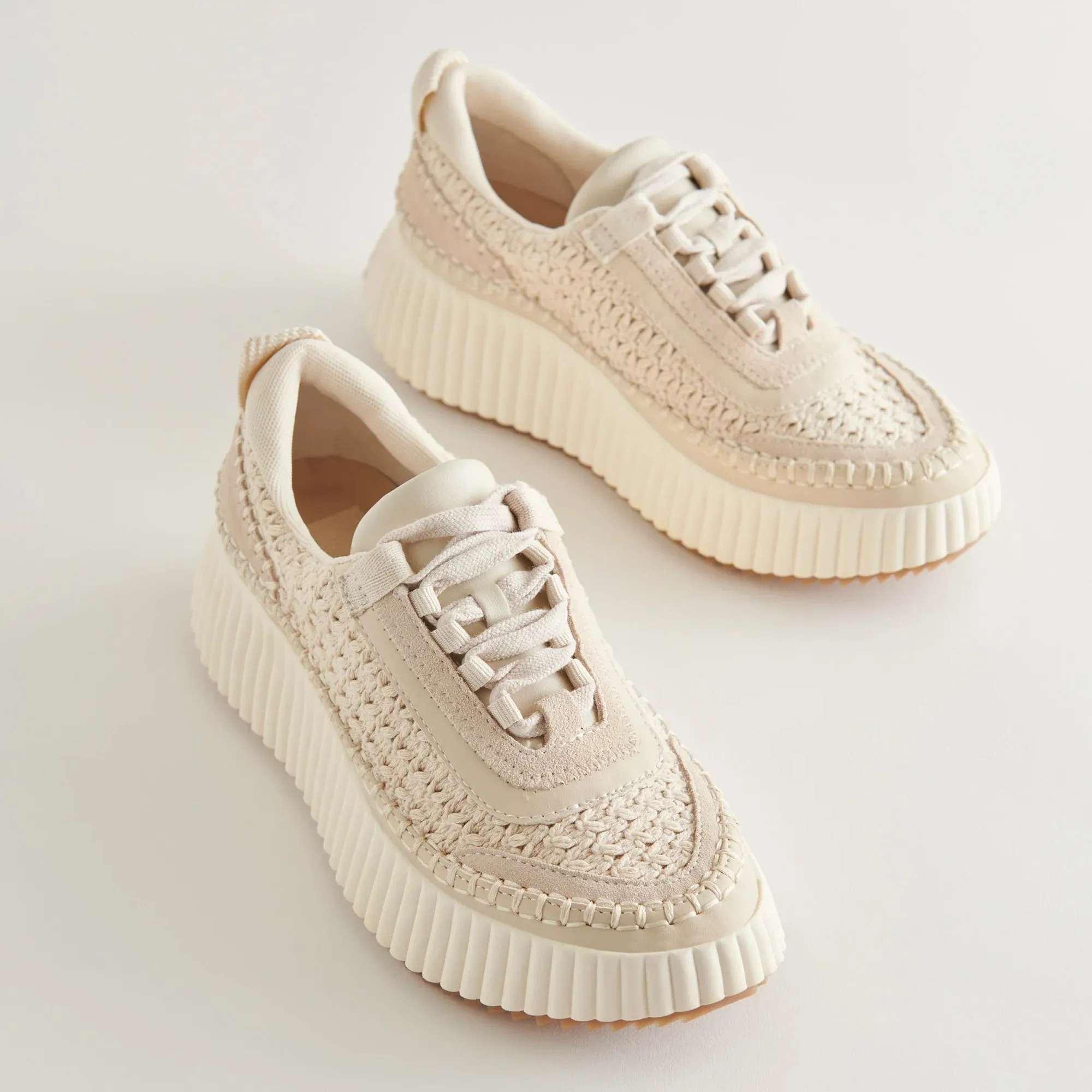 Dolen Sneaker | Dolce Vita
