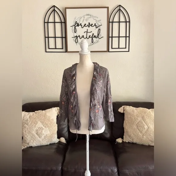 J Jill Floral Embroidered Gray Tie Front Cardigan Boho Size S Hippie Casual