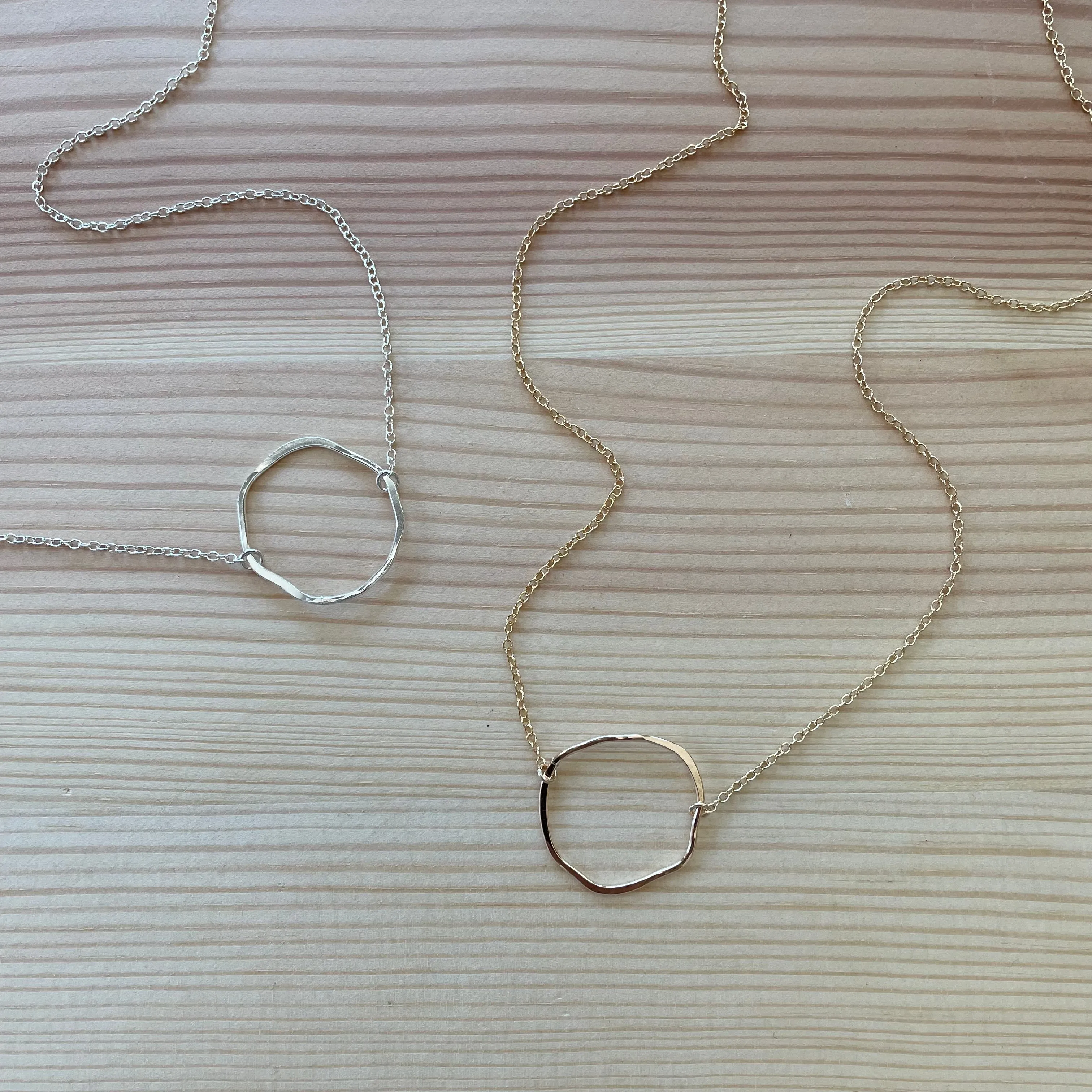 LIQUID Circle Necklace