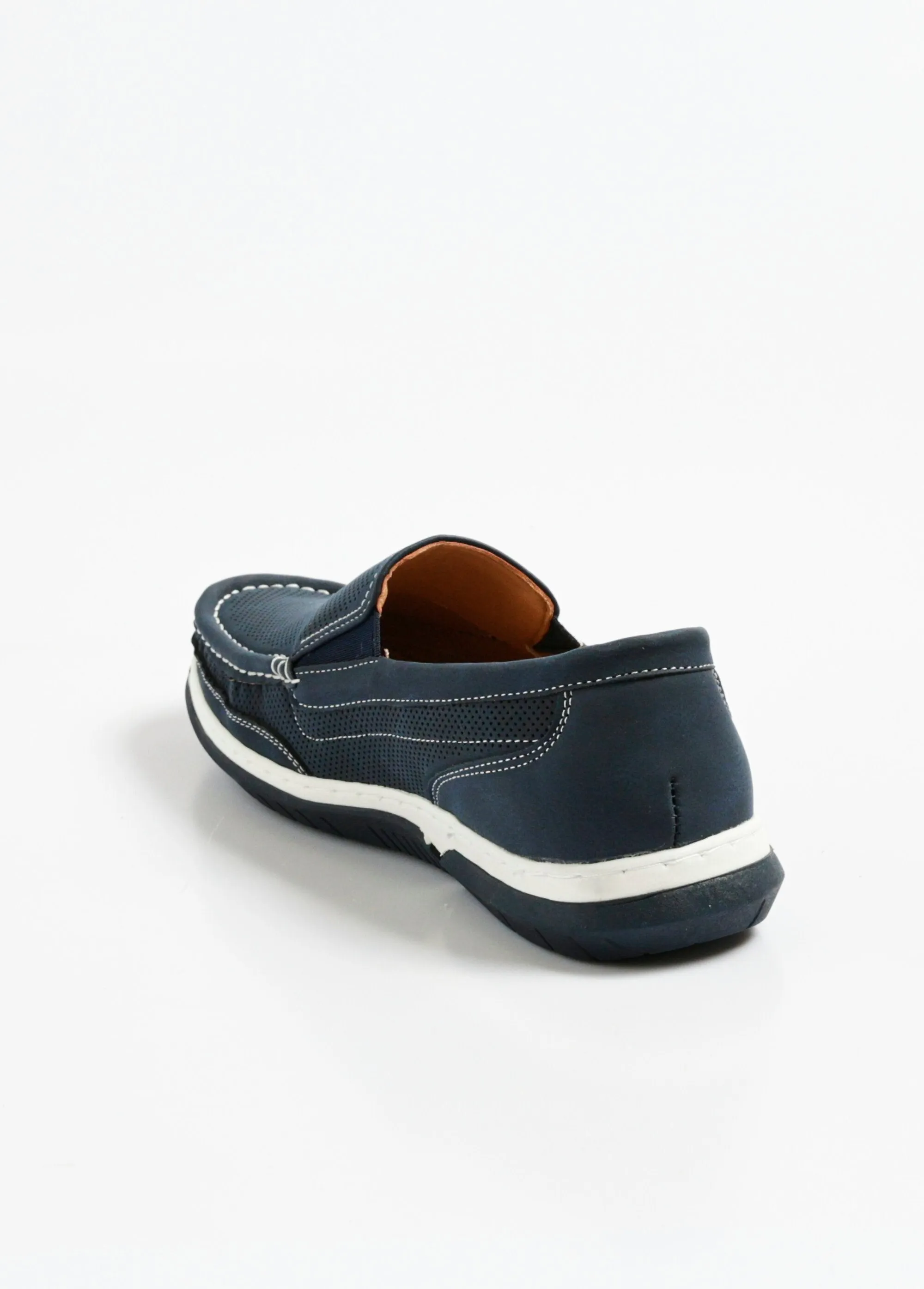 Micro-perforated elasticated leather boat-style loafers