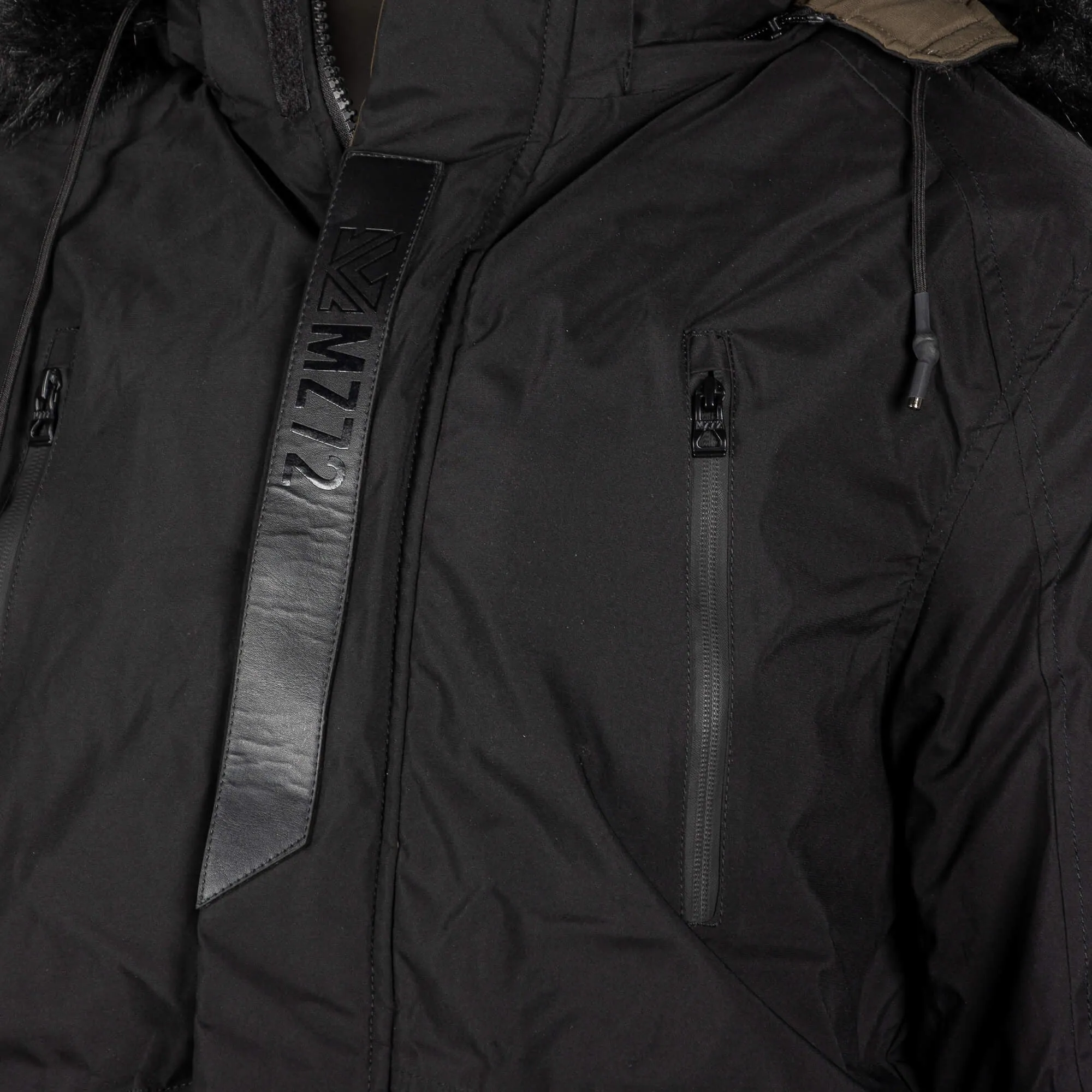 MZ72 Legacy Parka Black