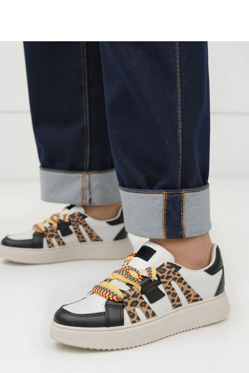 Sport Shoes Inello