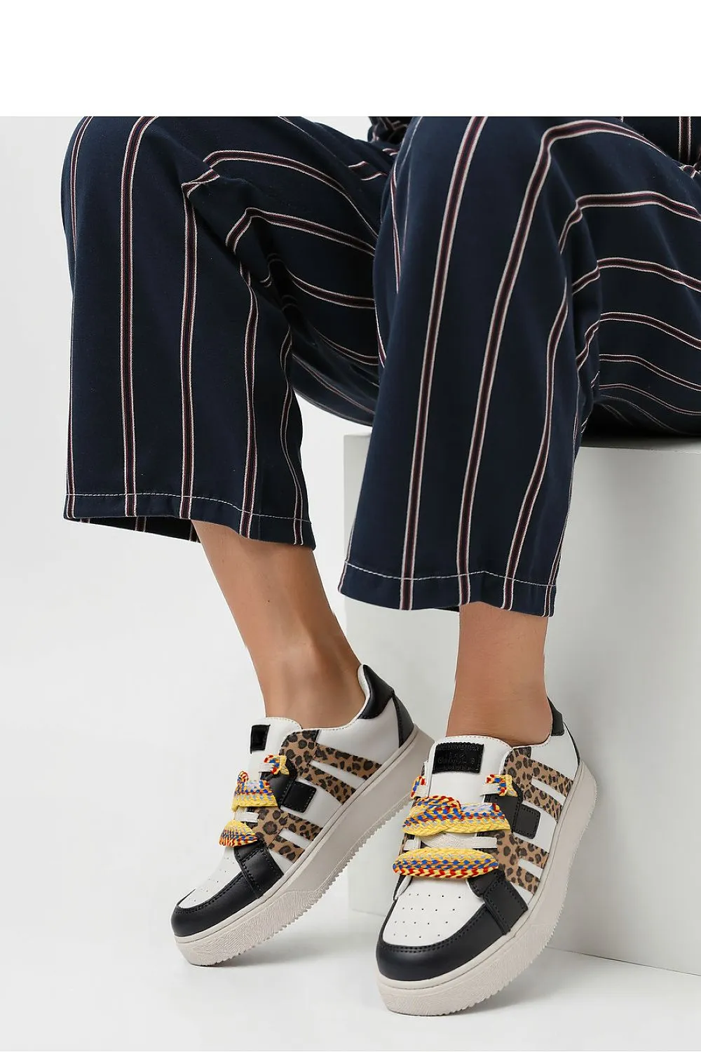 Sport Shoes Inello