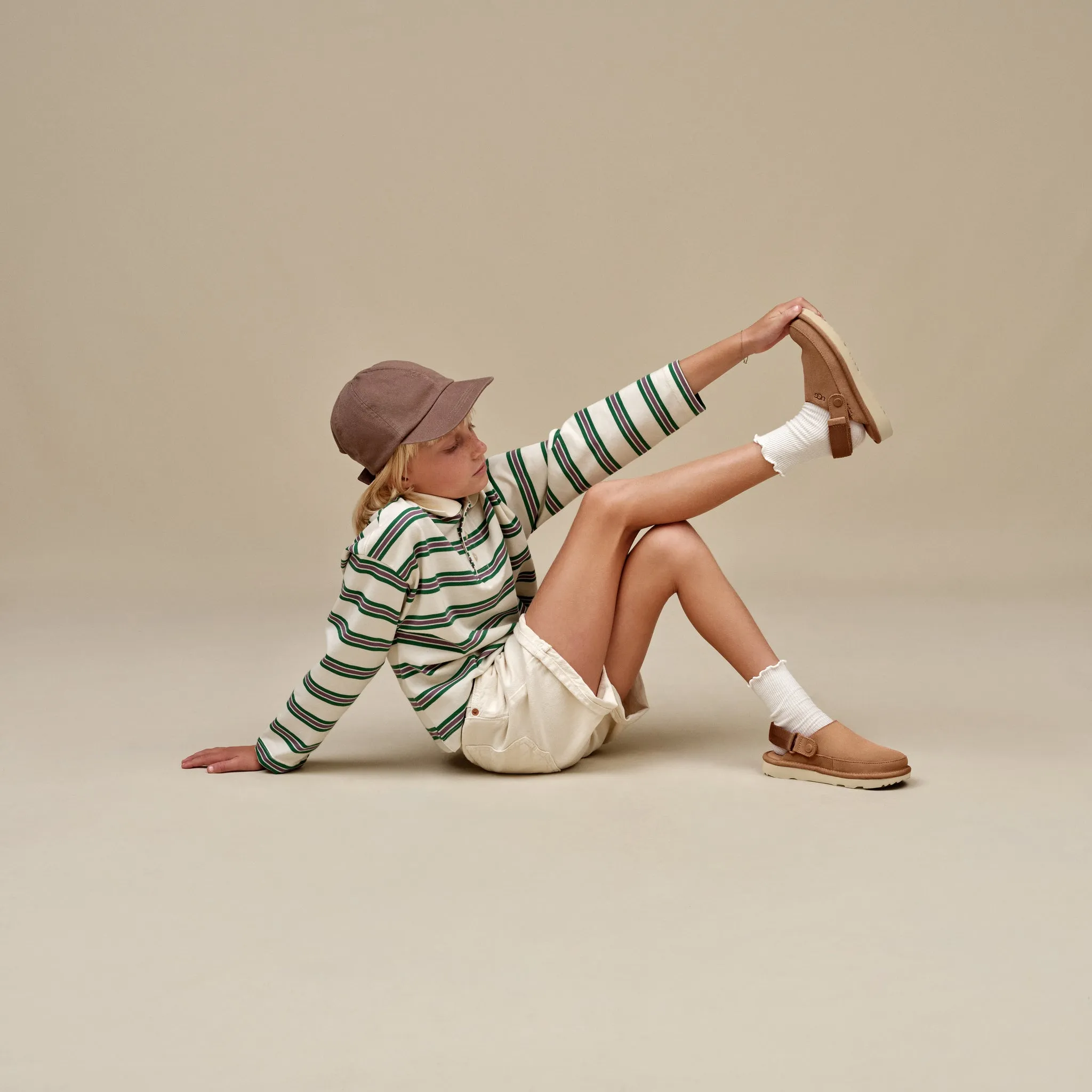 UGG Goldenstar Chestnut Clogs for Kids