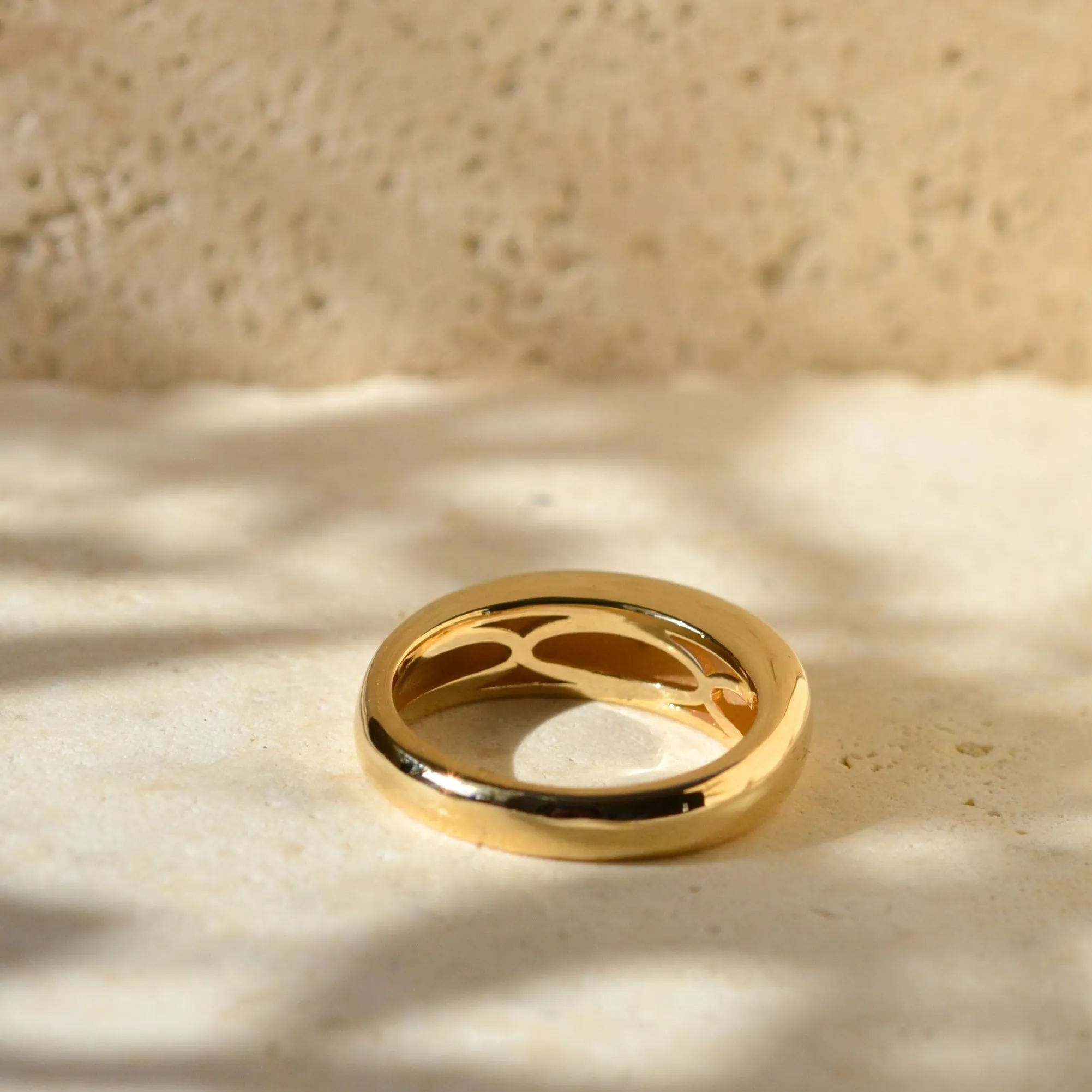 Vaulted Ring, Size 6