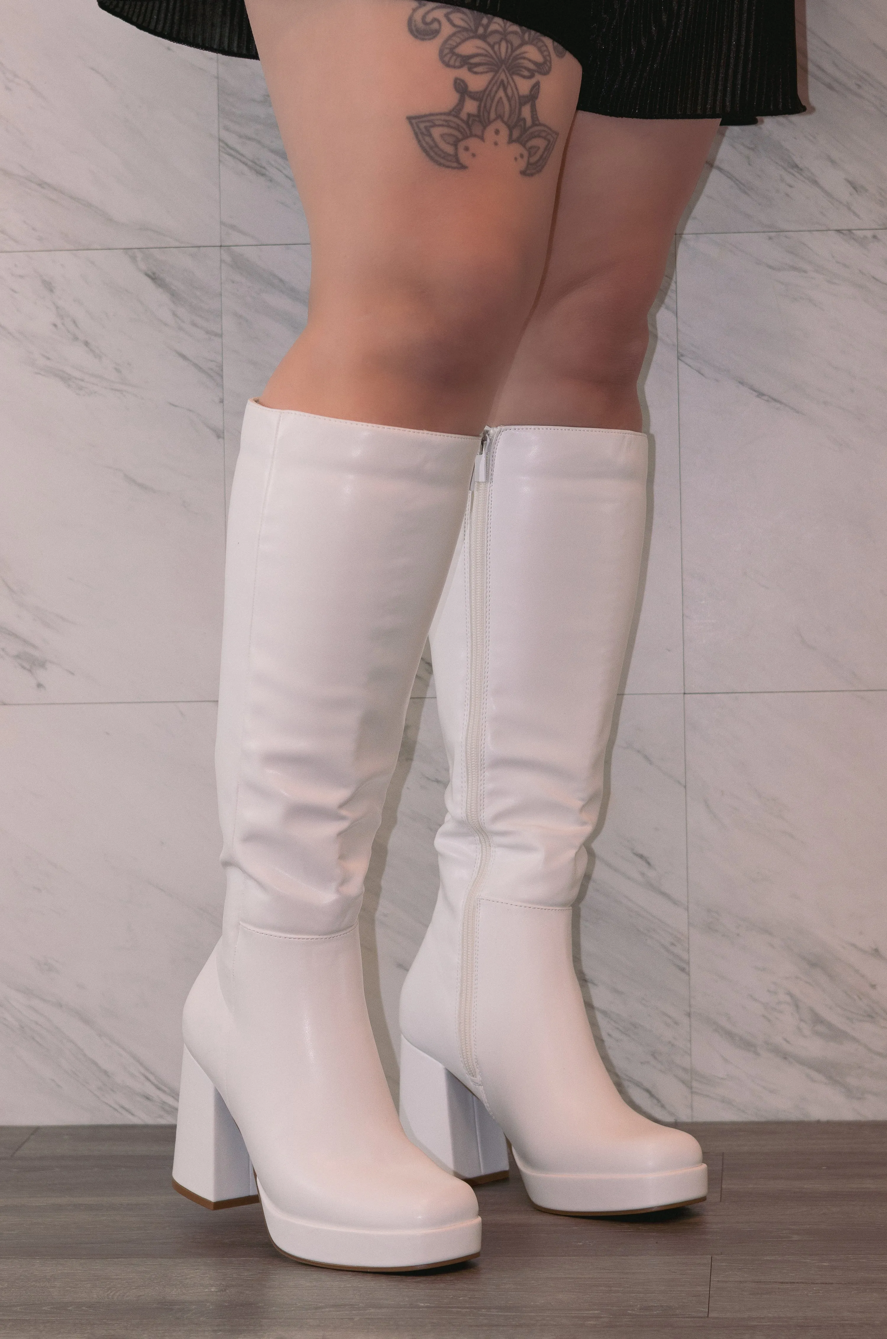 Venom - Block Heel Knee High Platform Boots for Women, Chunky Heel Boots, Stylish Winter Footwear, Trendy Knee-High Boots, Comfortable & Bold Design