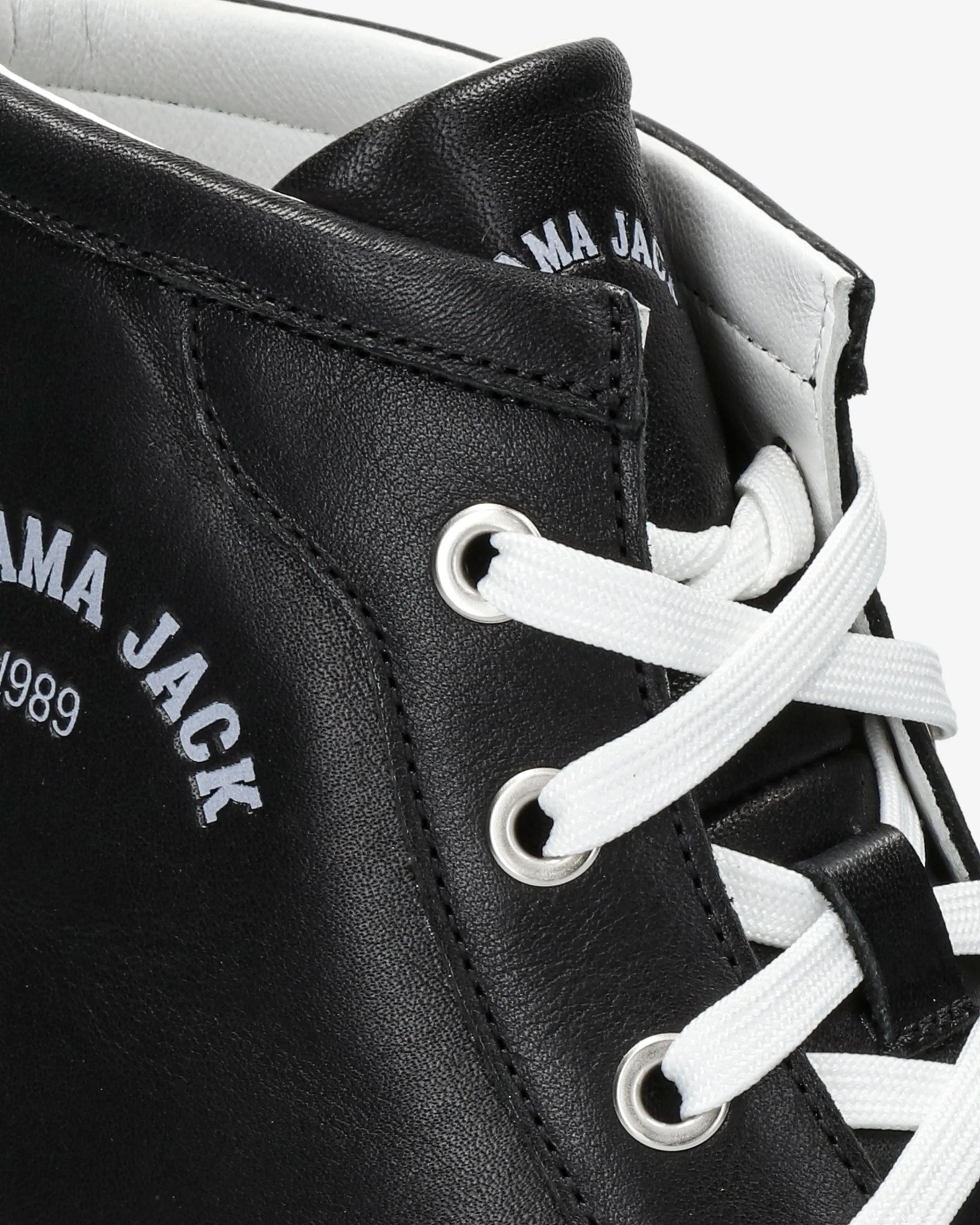 Yumbel B8 Napa Negro